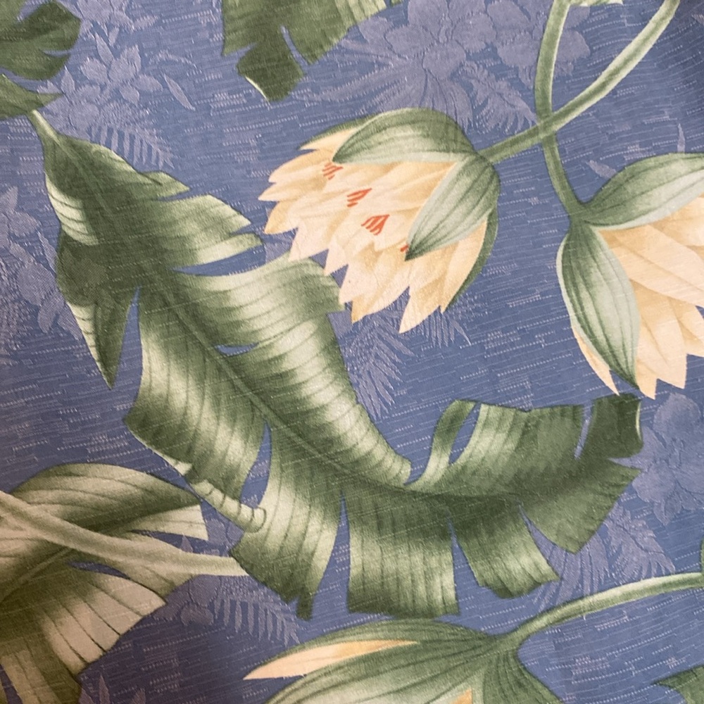 TOMMY BAHAMA Relax 100% SILK Hawaiian leaf print button up shirt Sz L light Blue - Picture 11 of 11
